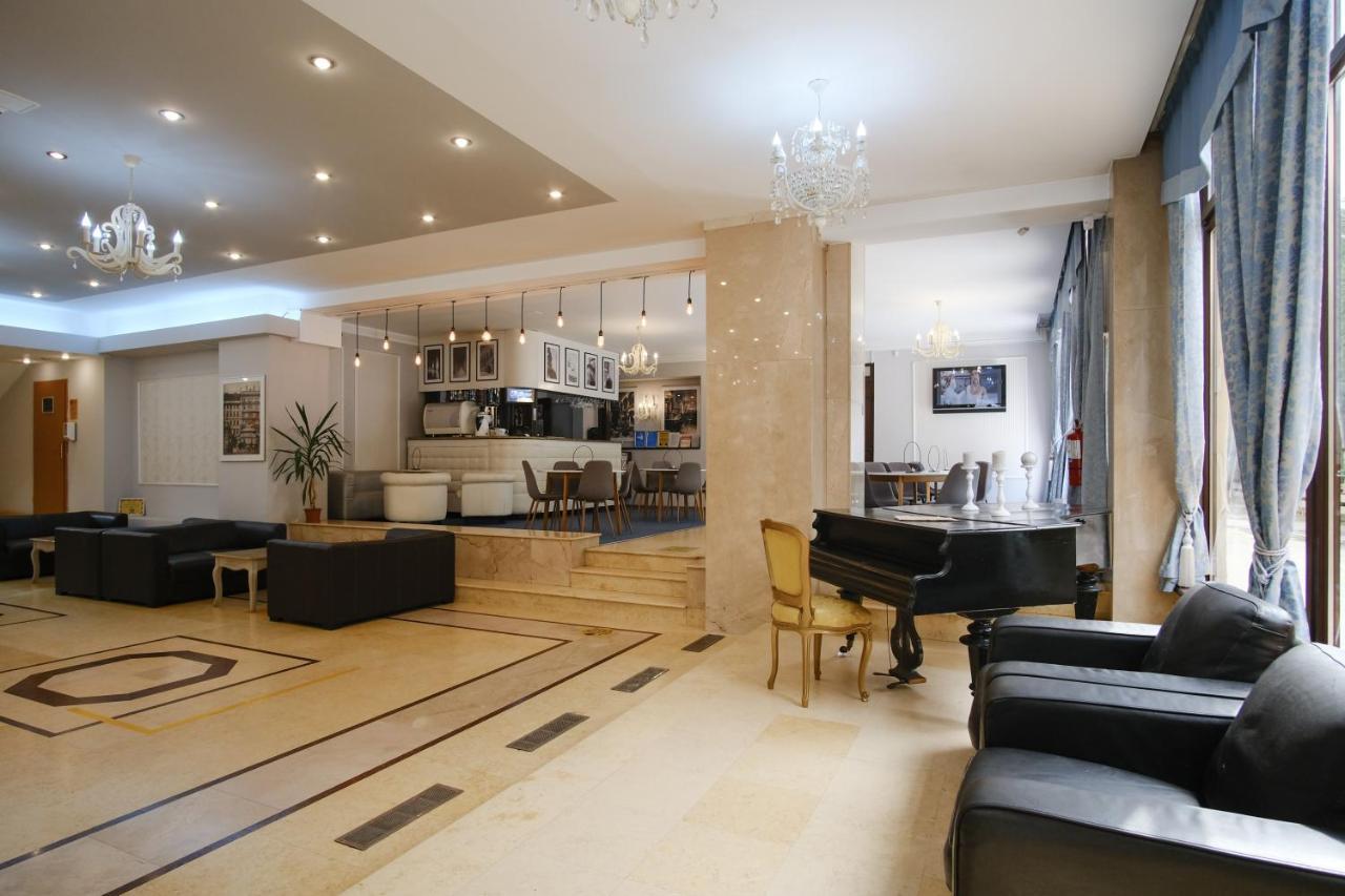 Hotel Rusca Хунедоара Екстериор снимка