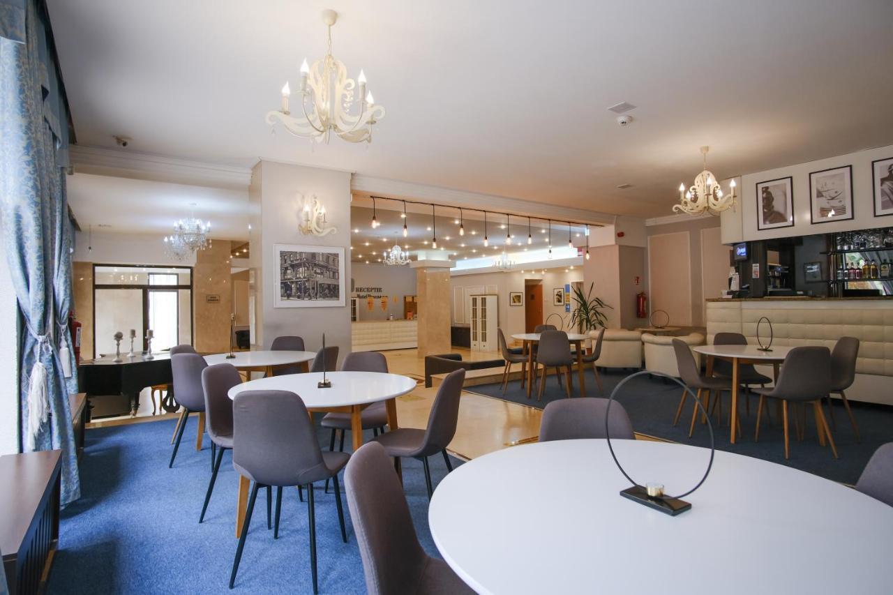Hotel Rusca Хунедоара Екстериор снимка