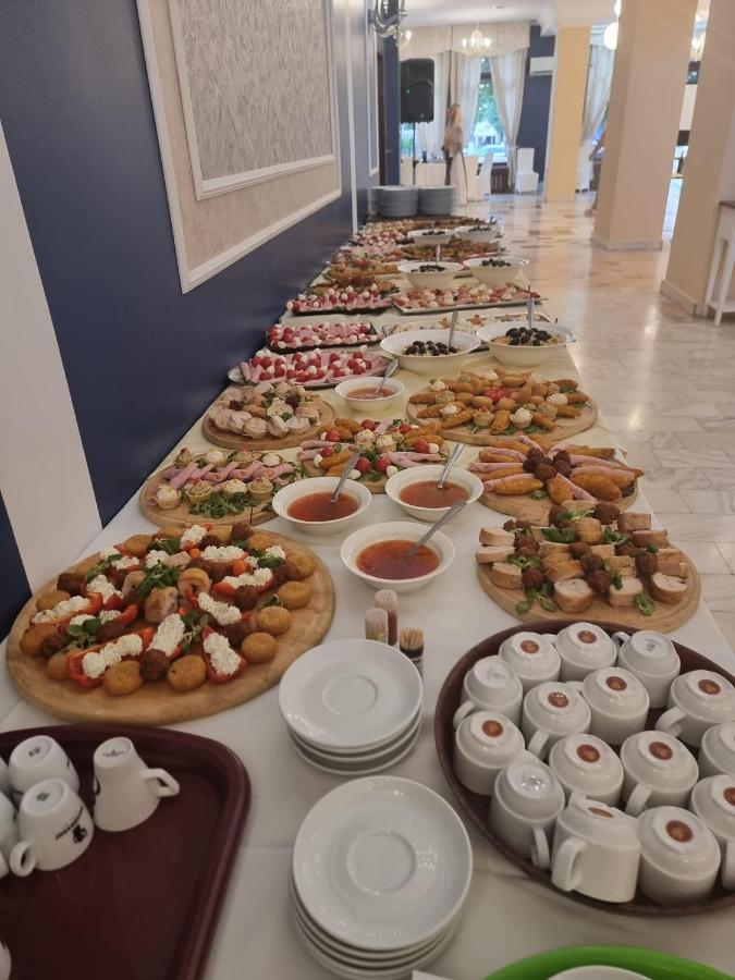 Hotel Rusca Хунедоара Екстериор снимка