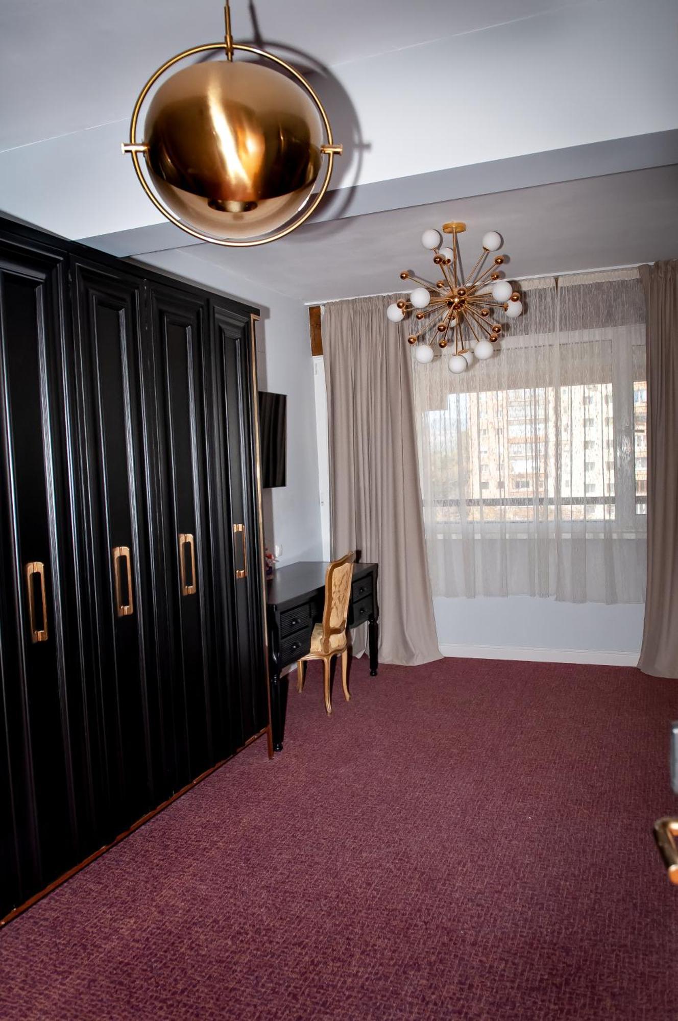 Hotel Rusca Хунедоара Екстериор снимка