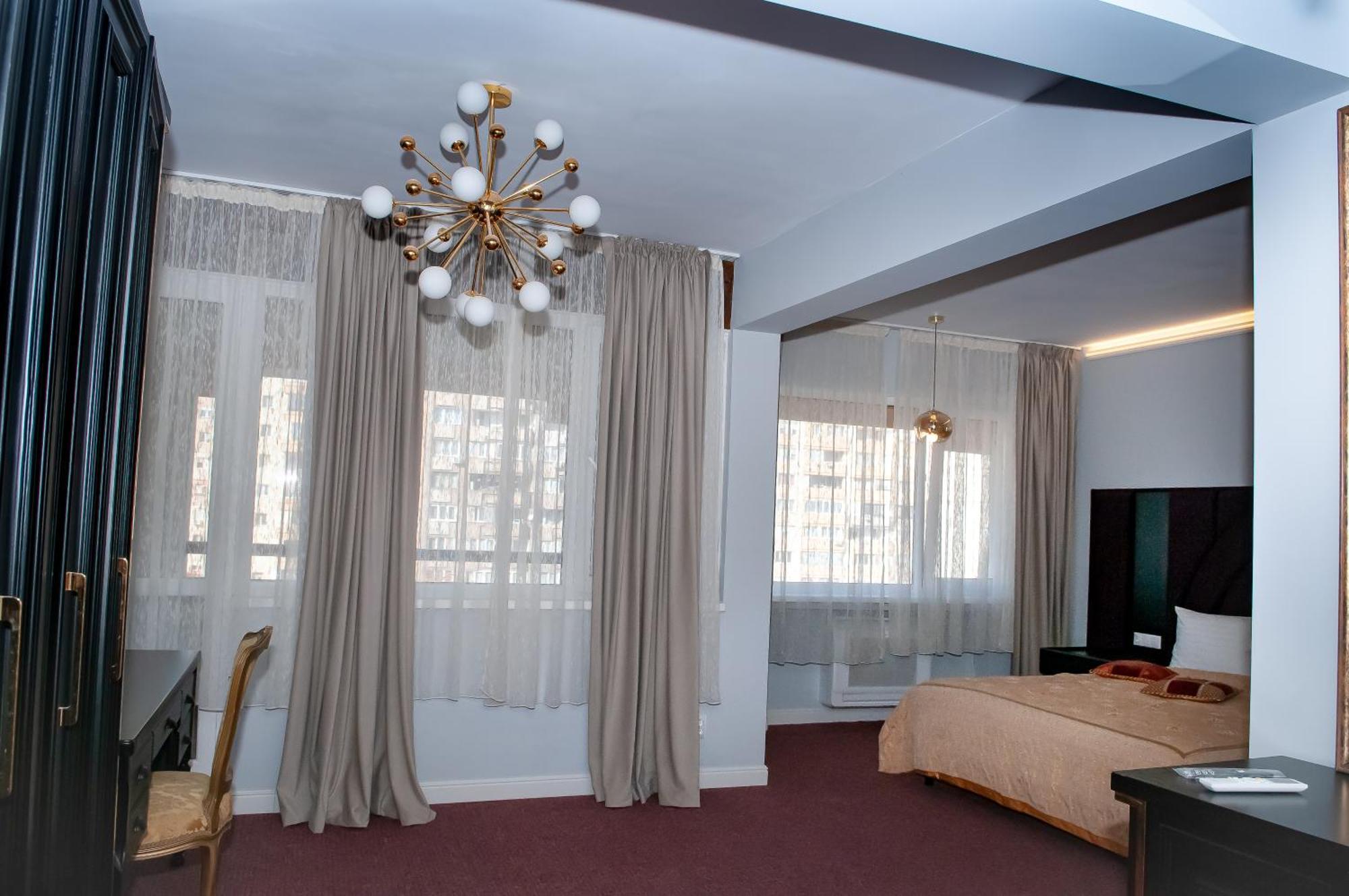 Hotel Rusca Хунедоара Екстериор снимка