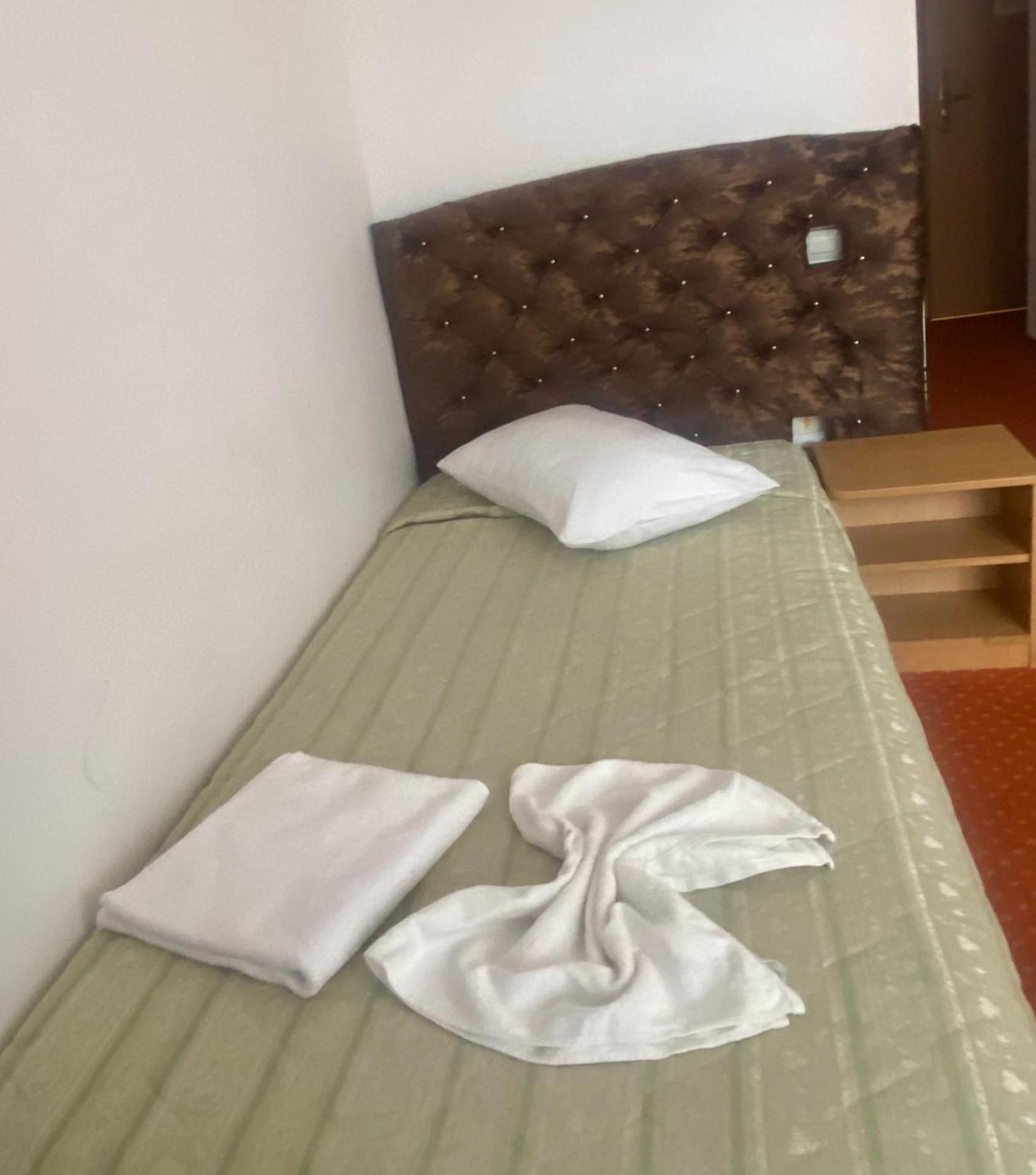 Hotel Rusca Хунедоара Екстериор снимка