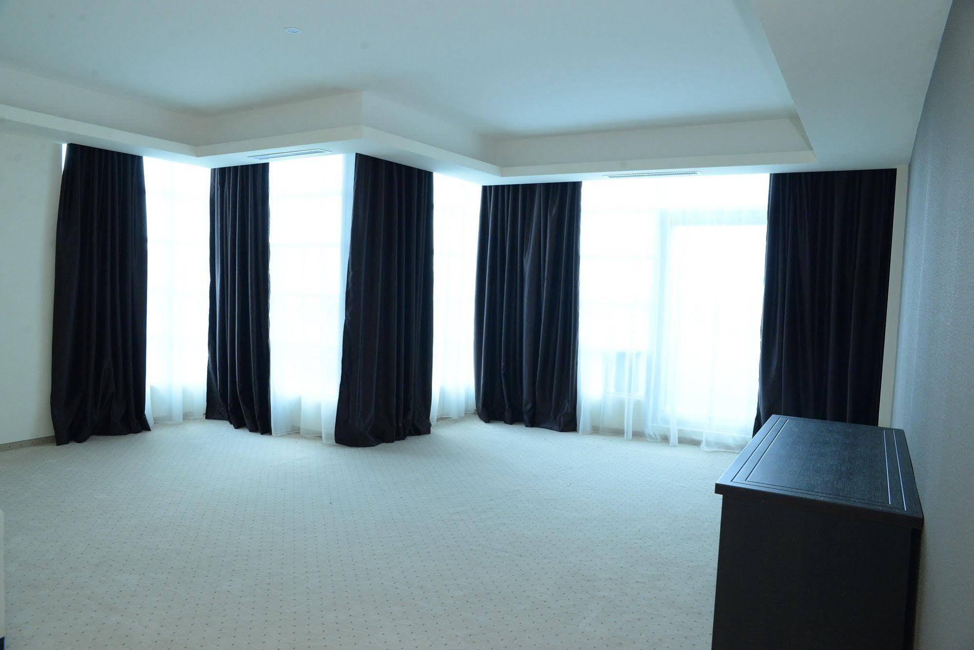 Hotel Rusca Хунедоара Екстериор снимка