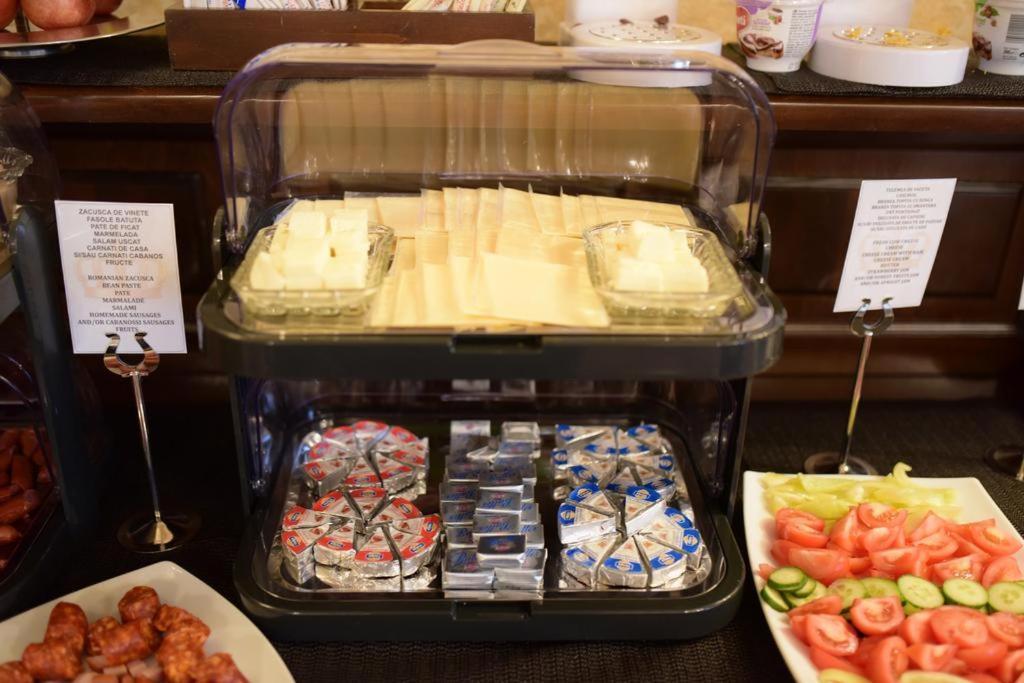 Hotel Rusca Хунедоара Екстериор снимка